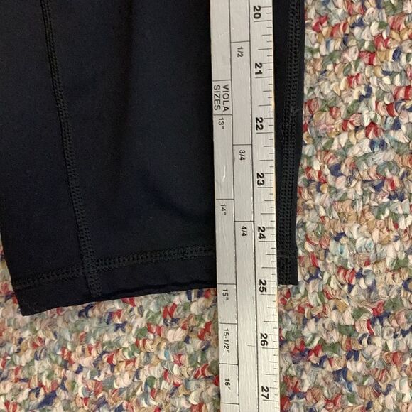 Torrid Active Black Side Pocket Cropped Leggings Size 4 (4X) - Picture 10 of 11